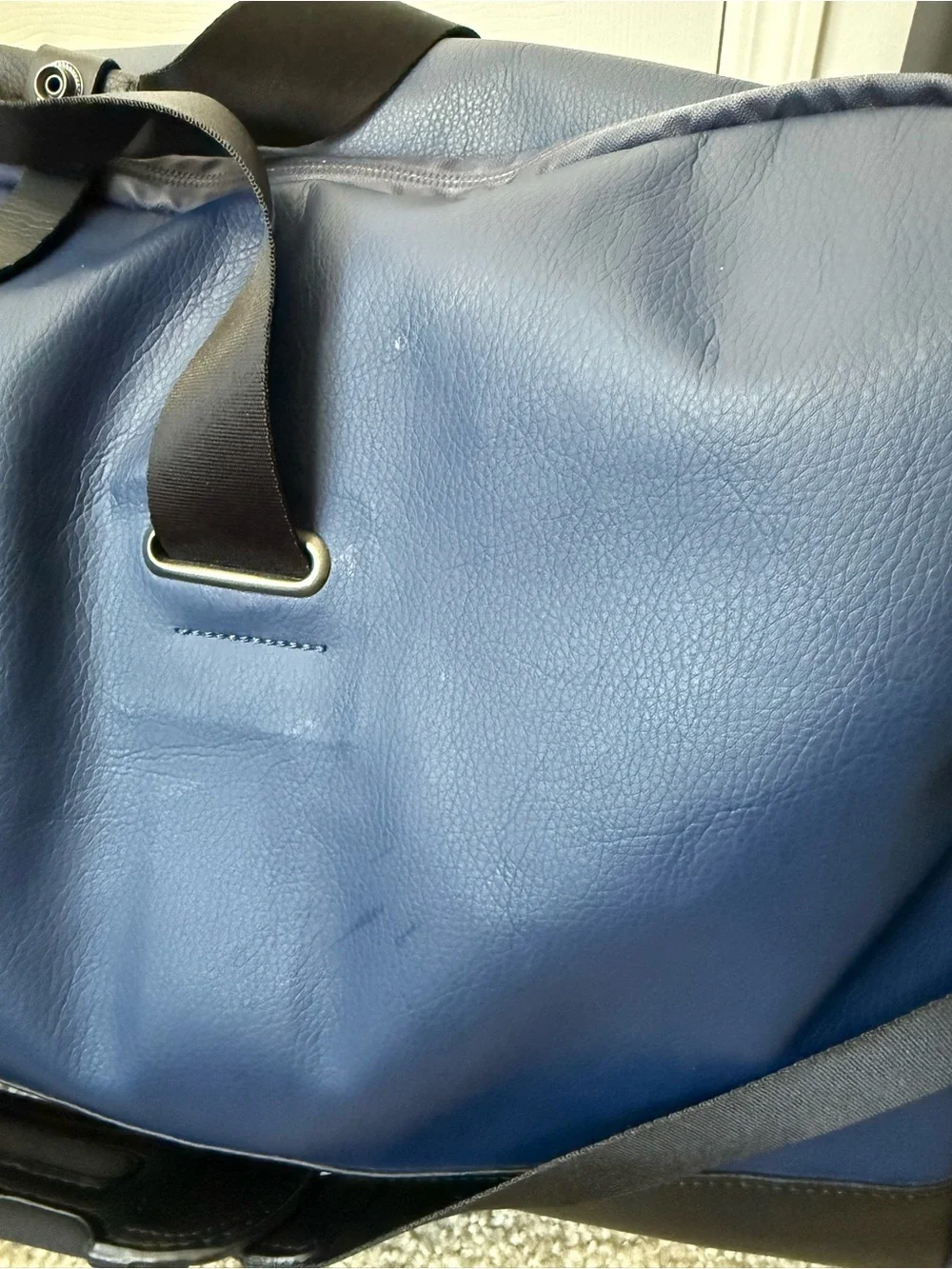VESSEL Signature Weekender Garment Duffle Bag Navy Blue Silver Lining Travel